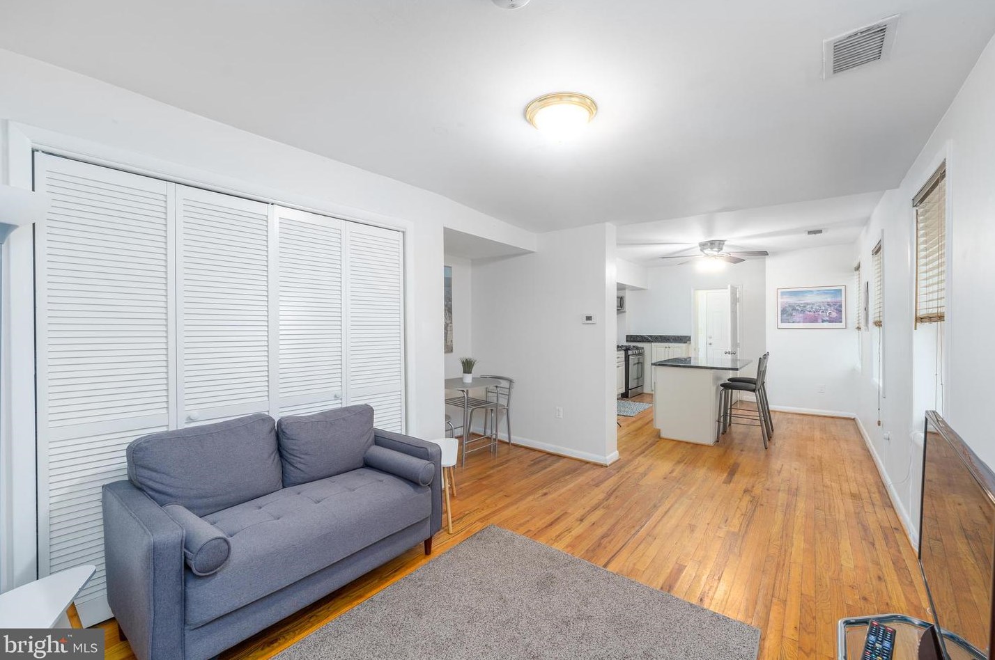 519 S Regester St #2, Baltimore, MD 21231