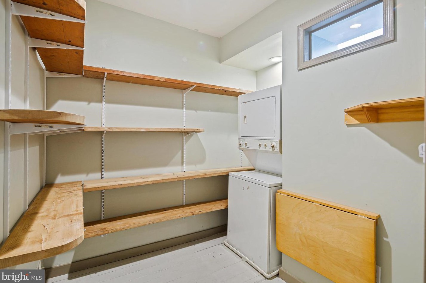 3010 Keswick Rd, Baltimore MD 21211-2640 exterior