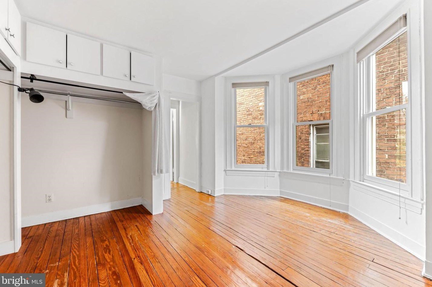 4016 Roland Ave, Baltimore MD  21211-2031 exterior