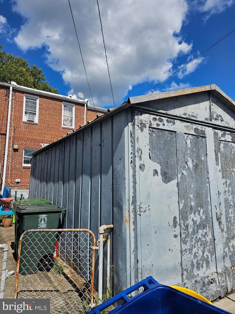 3227 Dudley Ave, Baltimore MD  21213-1711 exterior