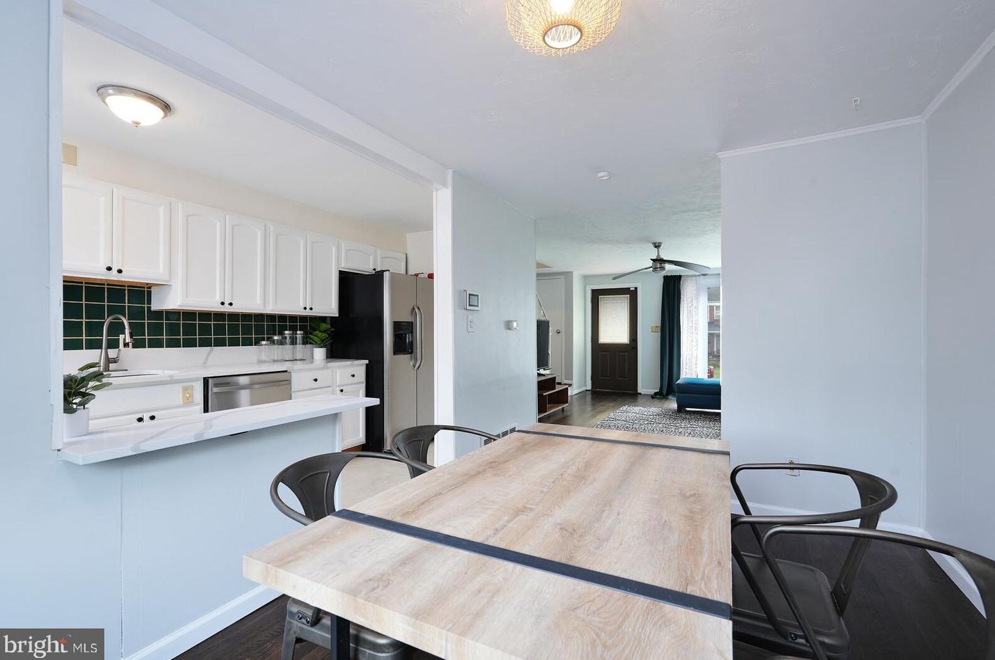 5652 Kavon Ave, Baltimore MD 21206-3626 exterior