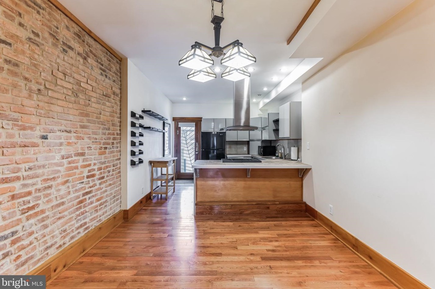 2802 Fairmount Ave, Baltimore MD  21224-1144 exterior