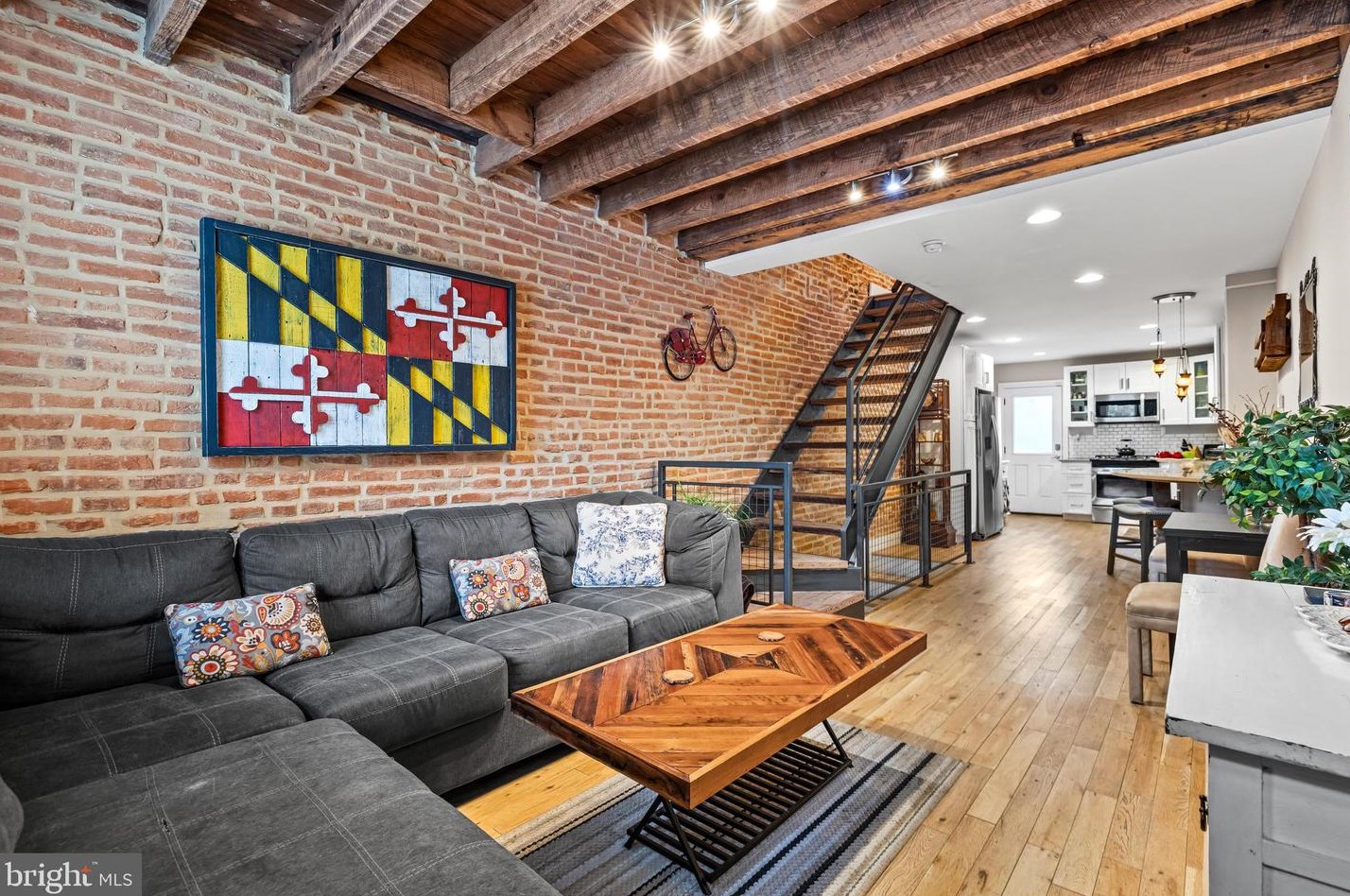 521 Gittings St, Baltimore MD  21230-4332 exterior