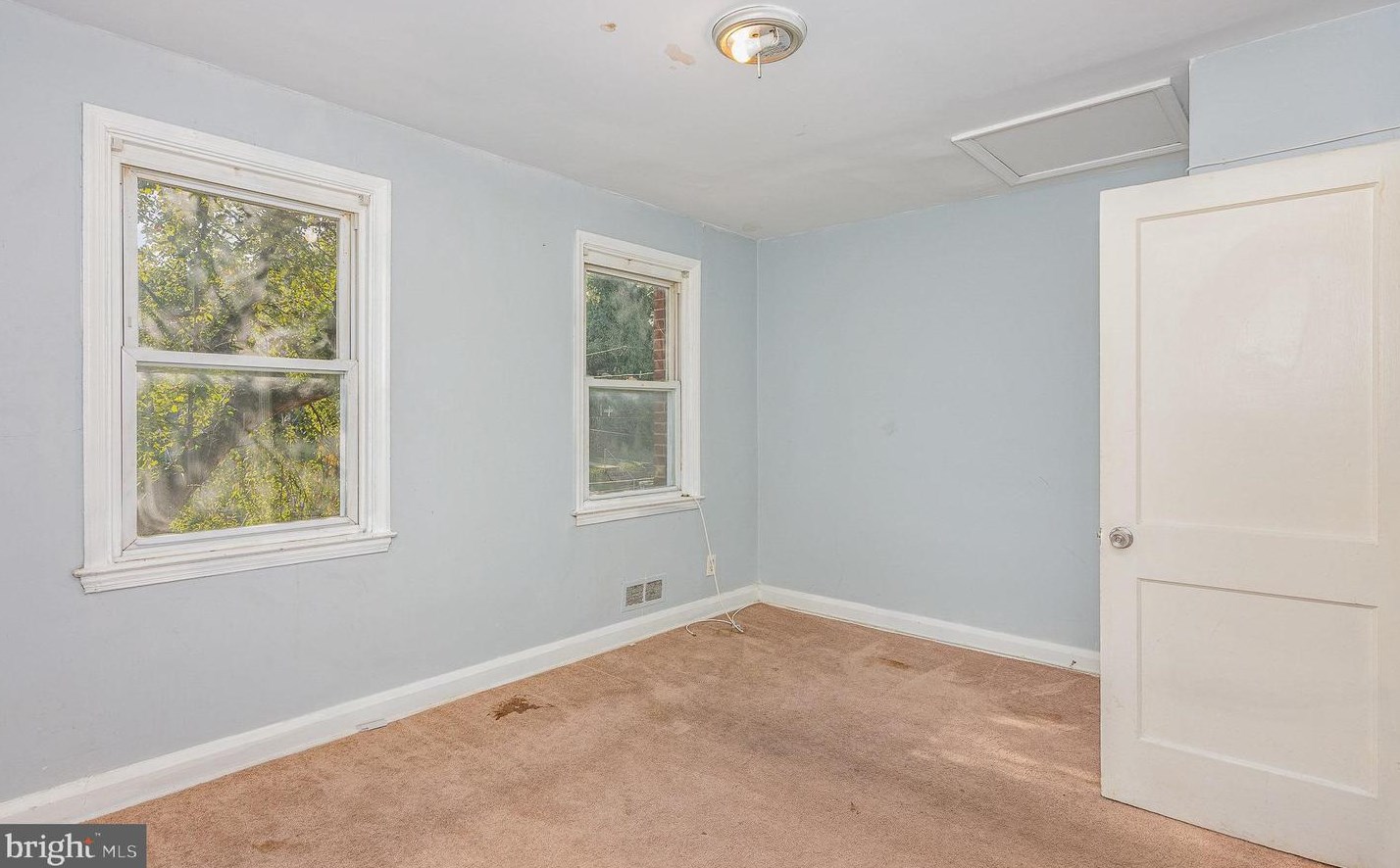 3633 Dudley Ave, Baltimore MD 21213-1828 exterior