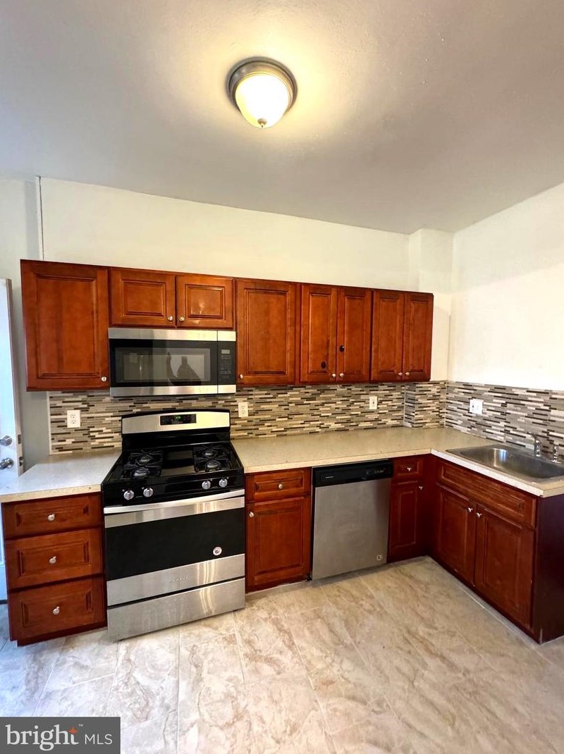 1614 E 31st Street E, Baltimore, MD 21218