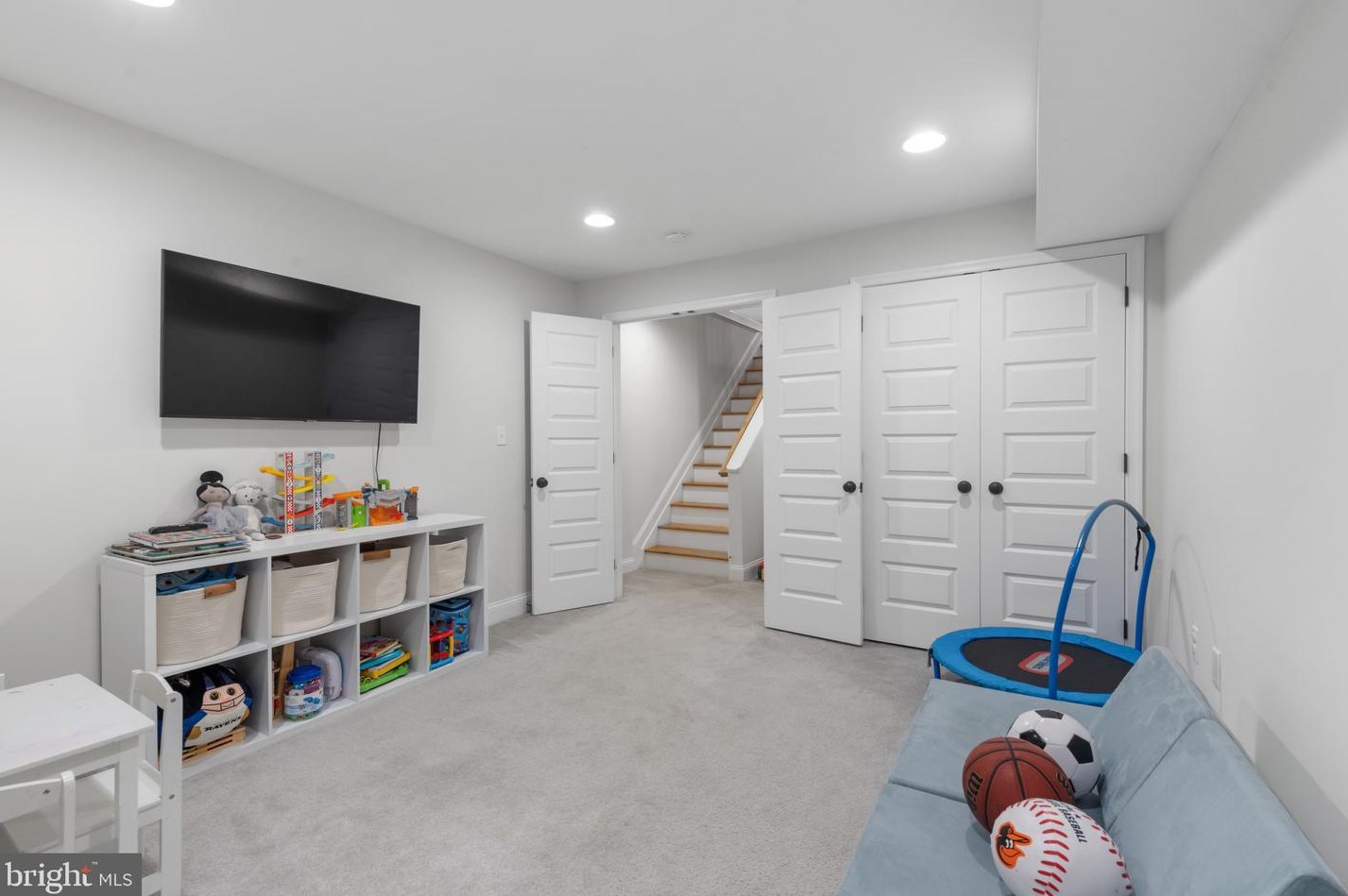 729 Conkling St, Baltimore MD  21224-4302 exterior