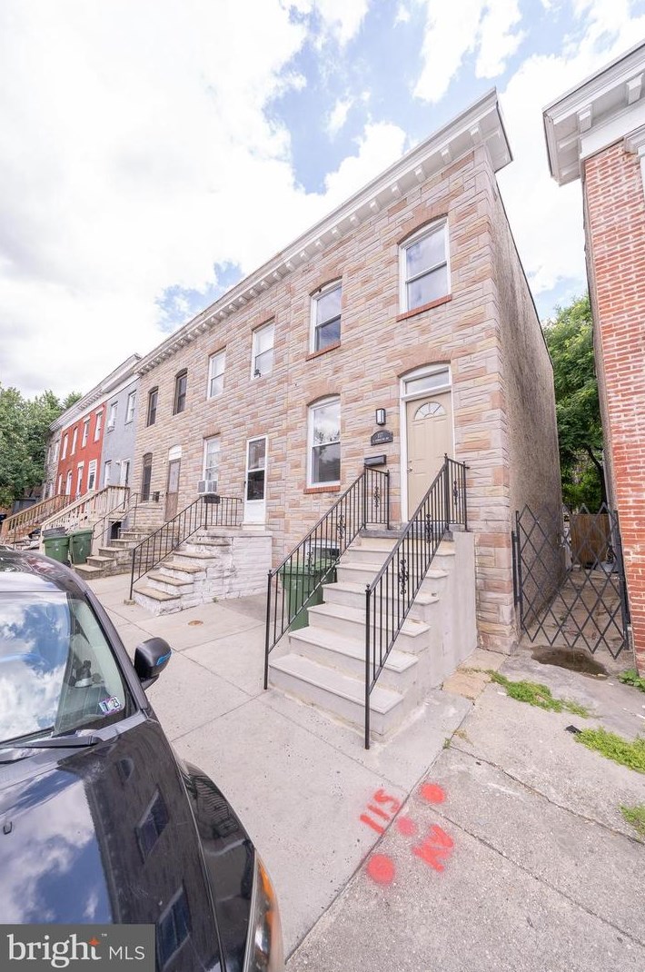 117 S Carrollton Ave, Baltimore, MD 21223