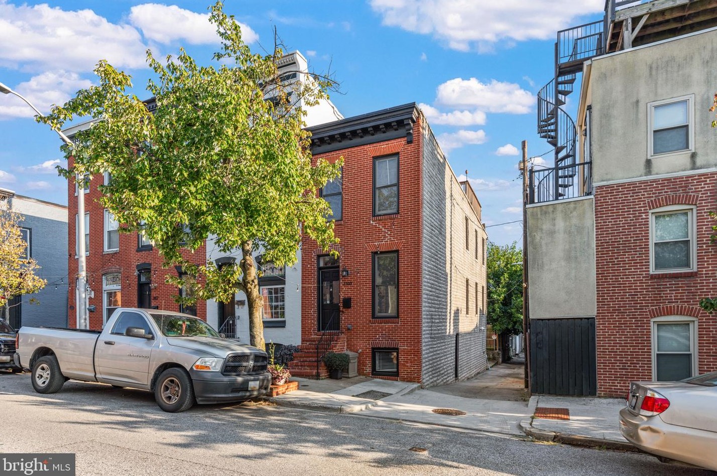 2103 Gough St, Baltimore MD  21231-2631 exterior