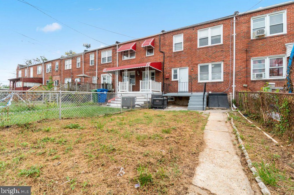 3632 Columbus Dr, Baltimore MD  21215-6121 exterior