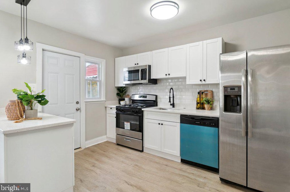 3632 Columbus Dr, Baltimore MD  21215-6121 exterior