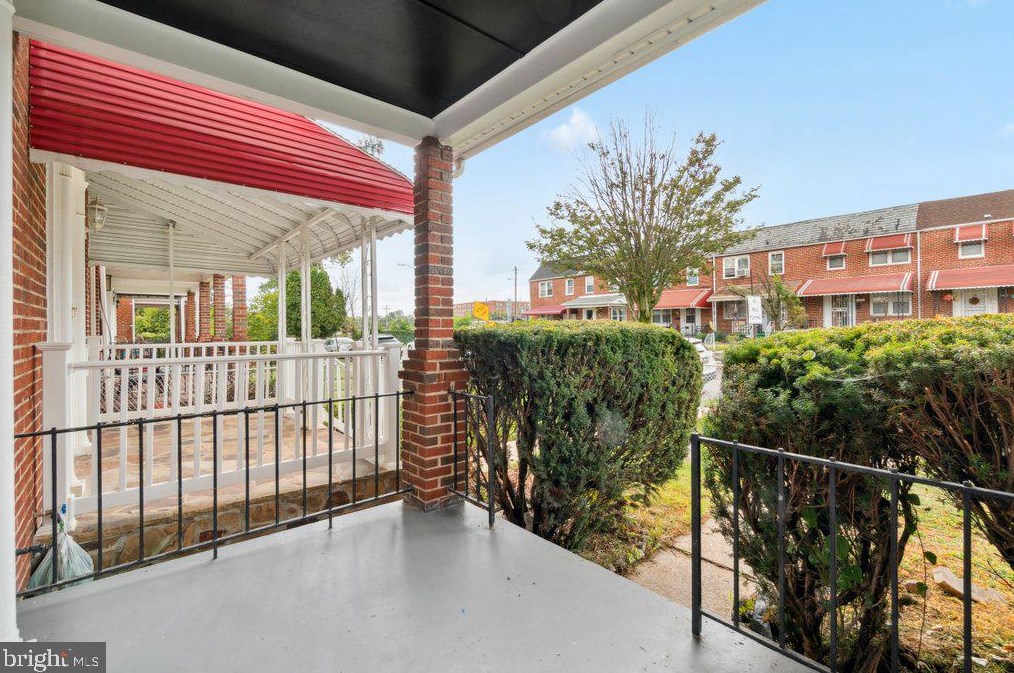 3632 Columbus Dr, Baltimore MD  21215-6120 exterior