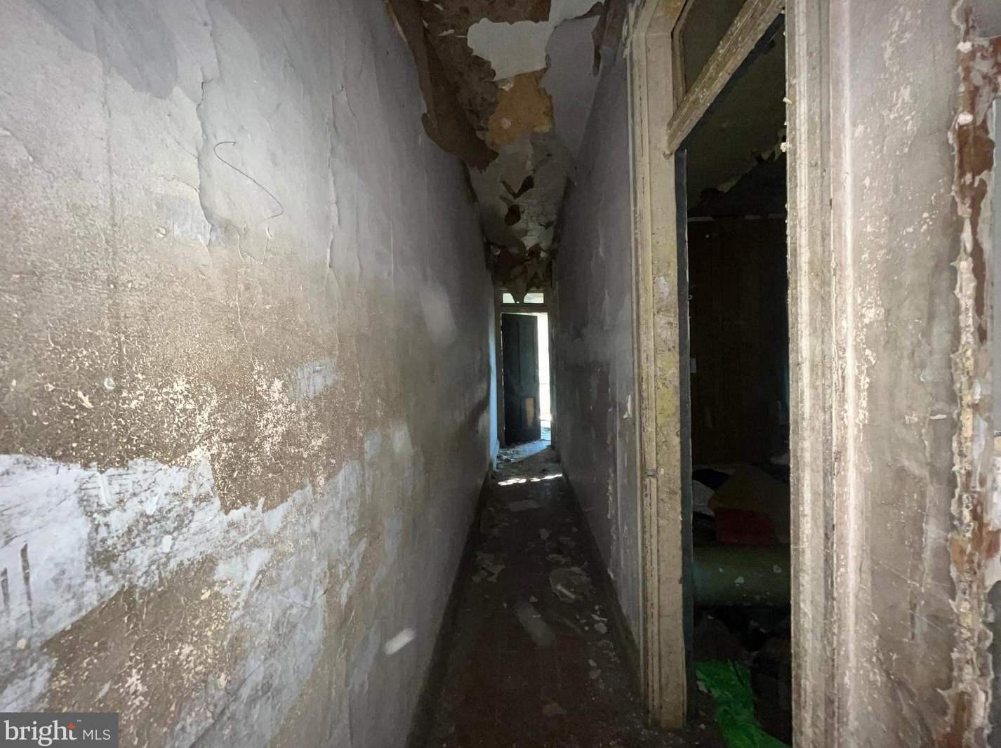 1911 Mosher St, Baltimore MD  21217-2136 exterior