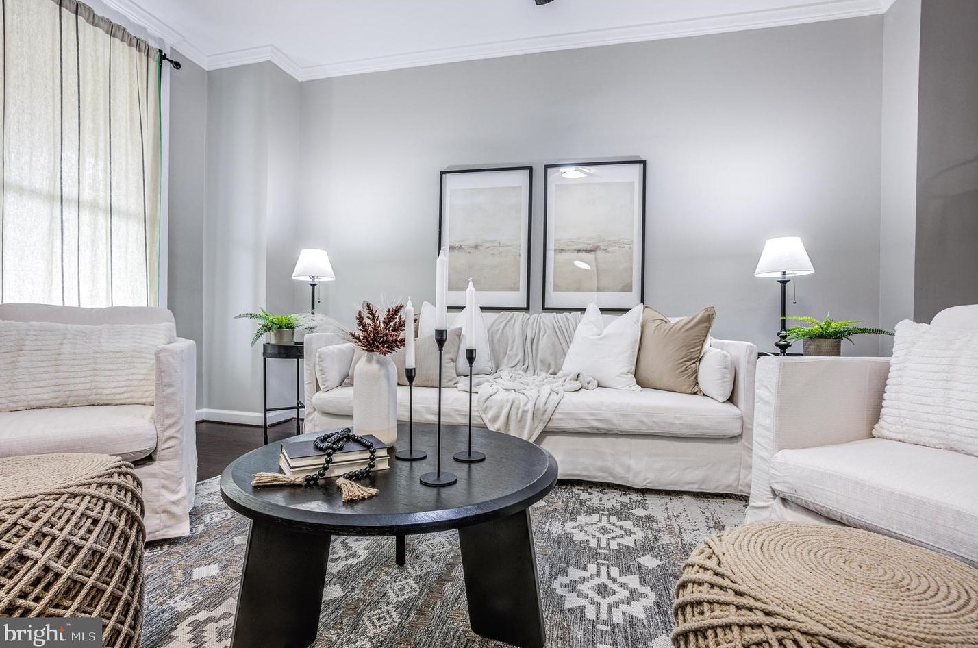 627 37th St, Baltimore MD  21218-2532 exterior