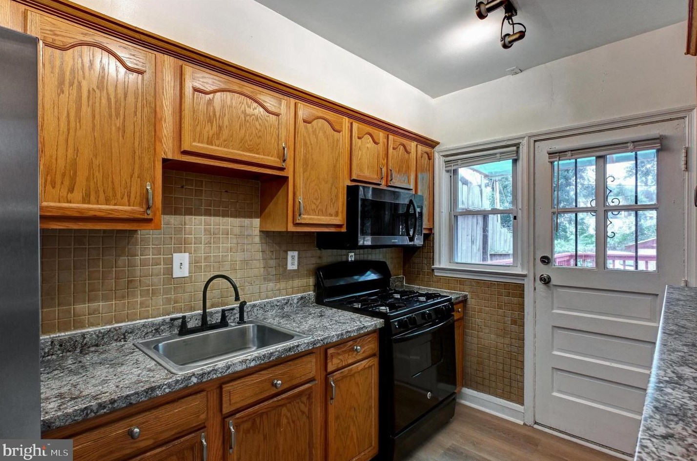 5666 Kavon Ave, Baltimore MD  21206-3626 exterior