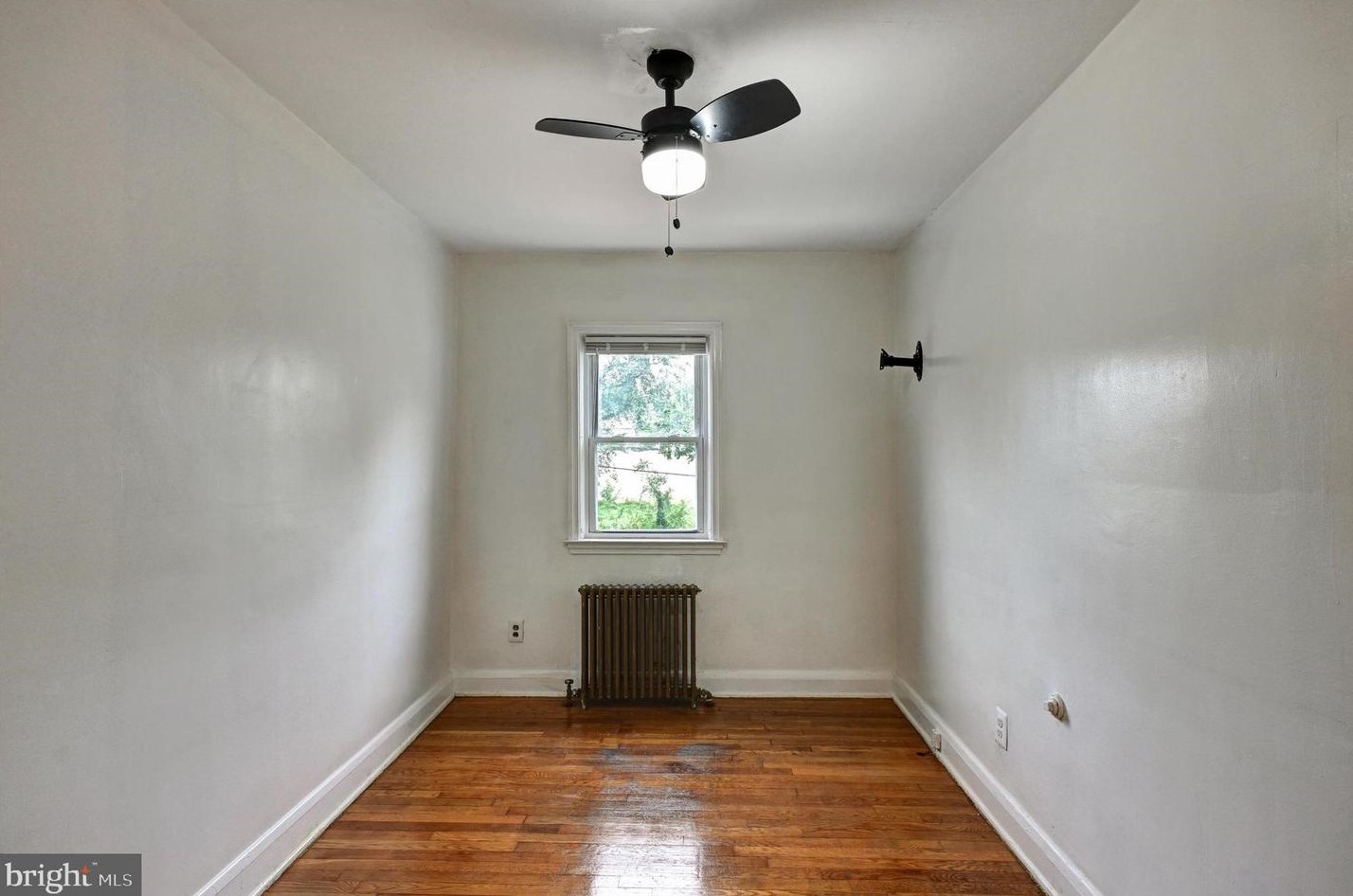 5666 Kavon Ave, Baltimore MD  21206-3626 exterior