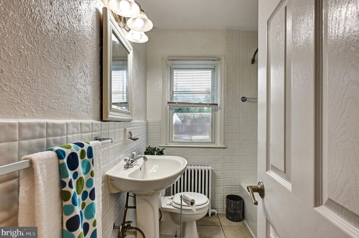 5666 Kavon Ave, Baltimore MD  21206-3626 exterior