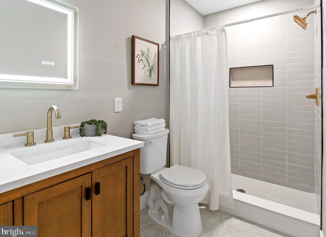 702 Eaton St, Baltimore MD  21224-4315 exterior