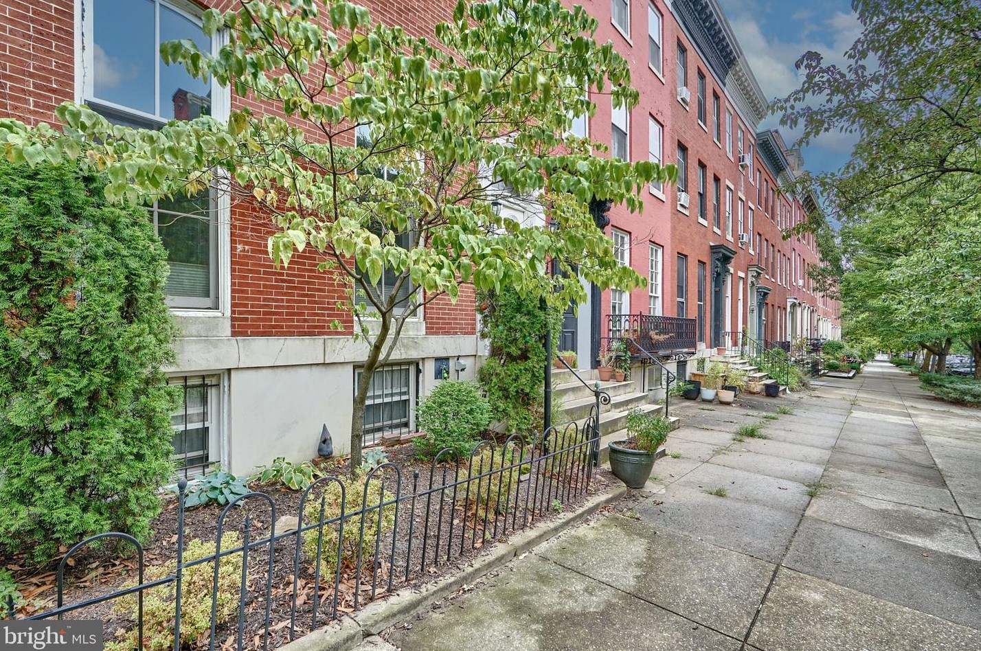 1404 Park Ave, Baltimore, MD 21217-4230