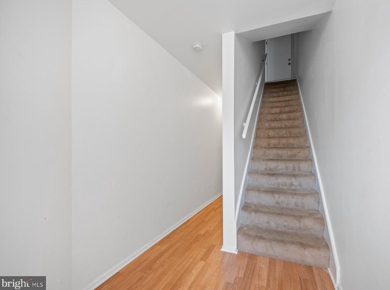 1820 Fayette St, Baltimore, MD 21223-1620