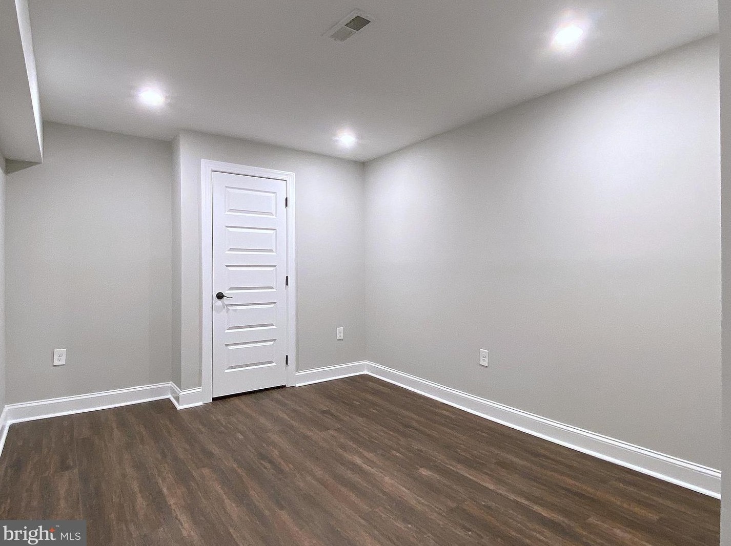 2527 Fleet St, Baltimore MD  21224-3707 exterior