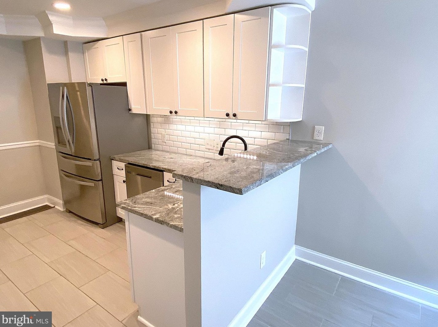 2527 Fleet St, Baltimore MD  21224-3707 exterior