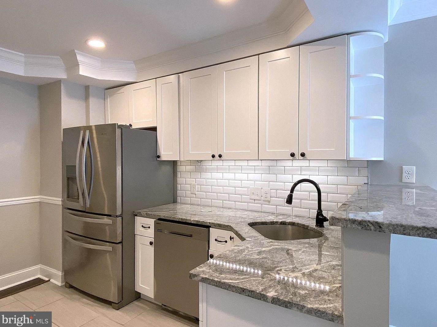 2527 Fleet St, Baltimore MD  21224-3707 exterior