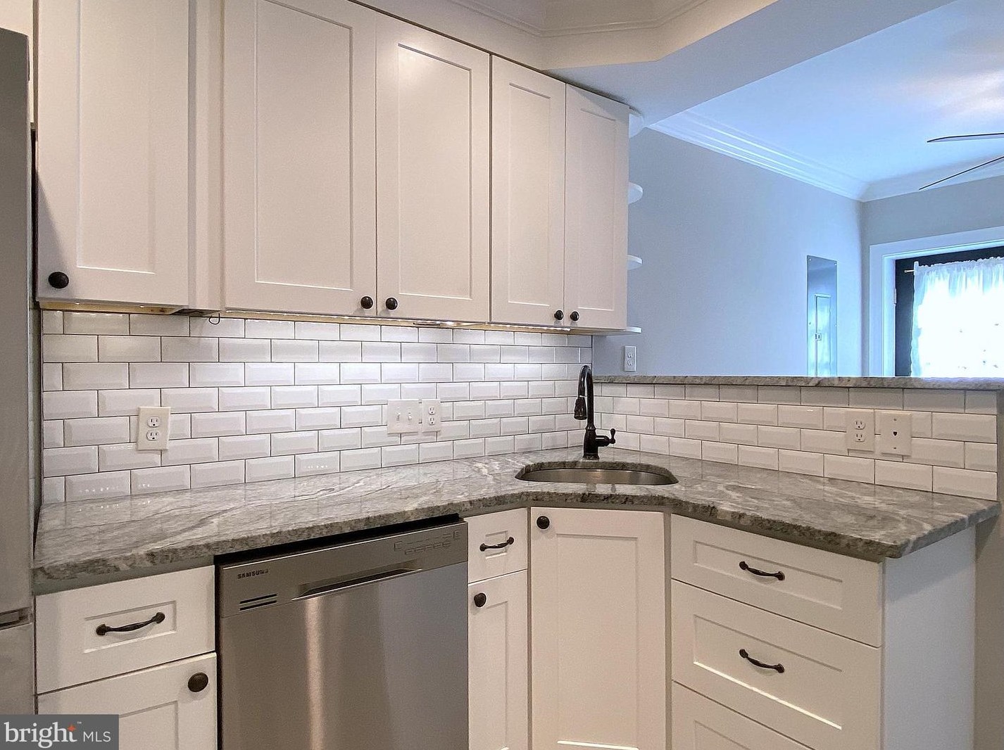 2527 Fleet St, Baltimore MD  21224-3707 exterior