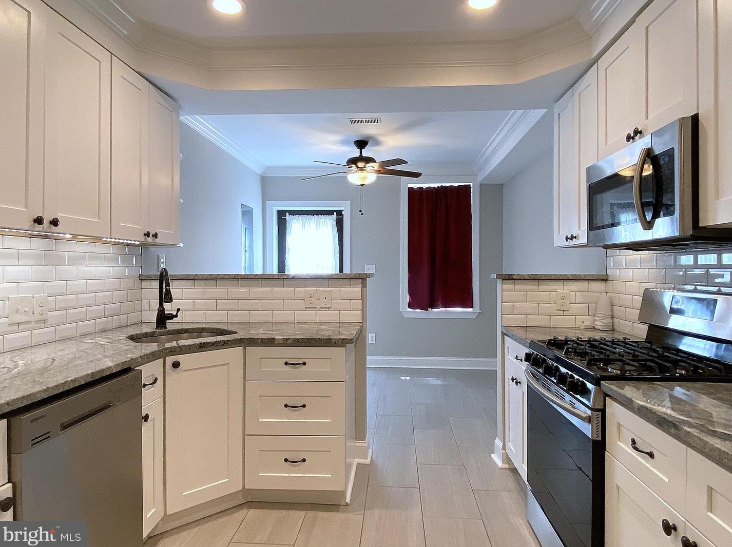 2527 Fleet St, Baltimore MD  21224-3707 exterior