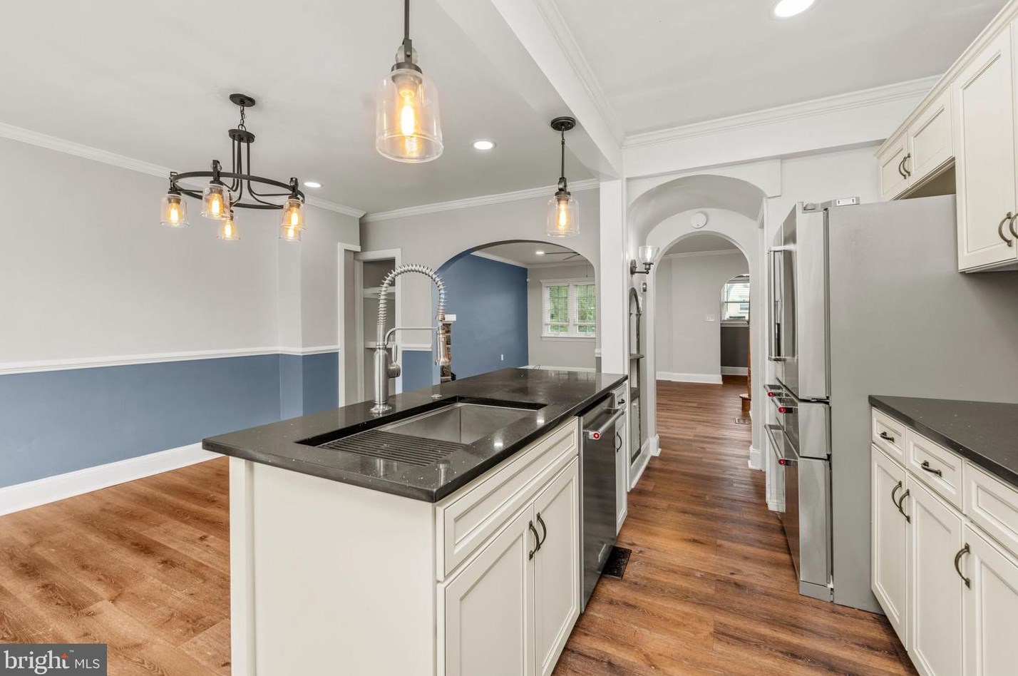 3714 Elkader Rd, Baltimore MD  21218-2004 exterior