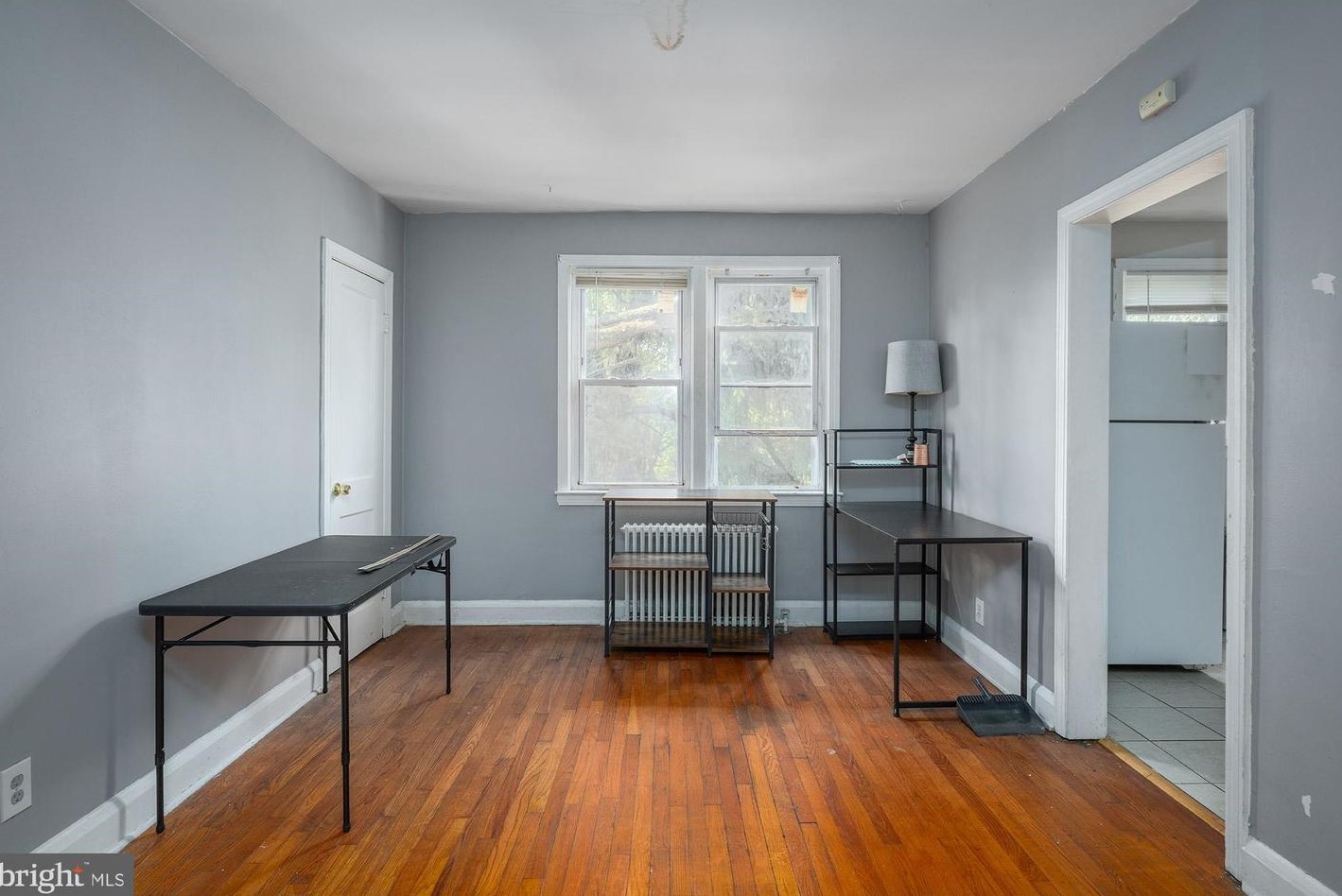 6103 Chinquapin Pkwy, Baltimore MD 21239-1944 exterior