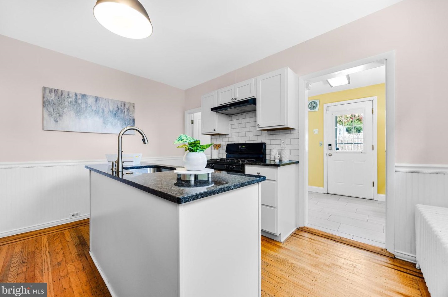 1000 Union Ave, Baltimore MD  21211-1820 exterior