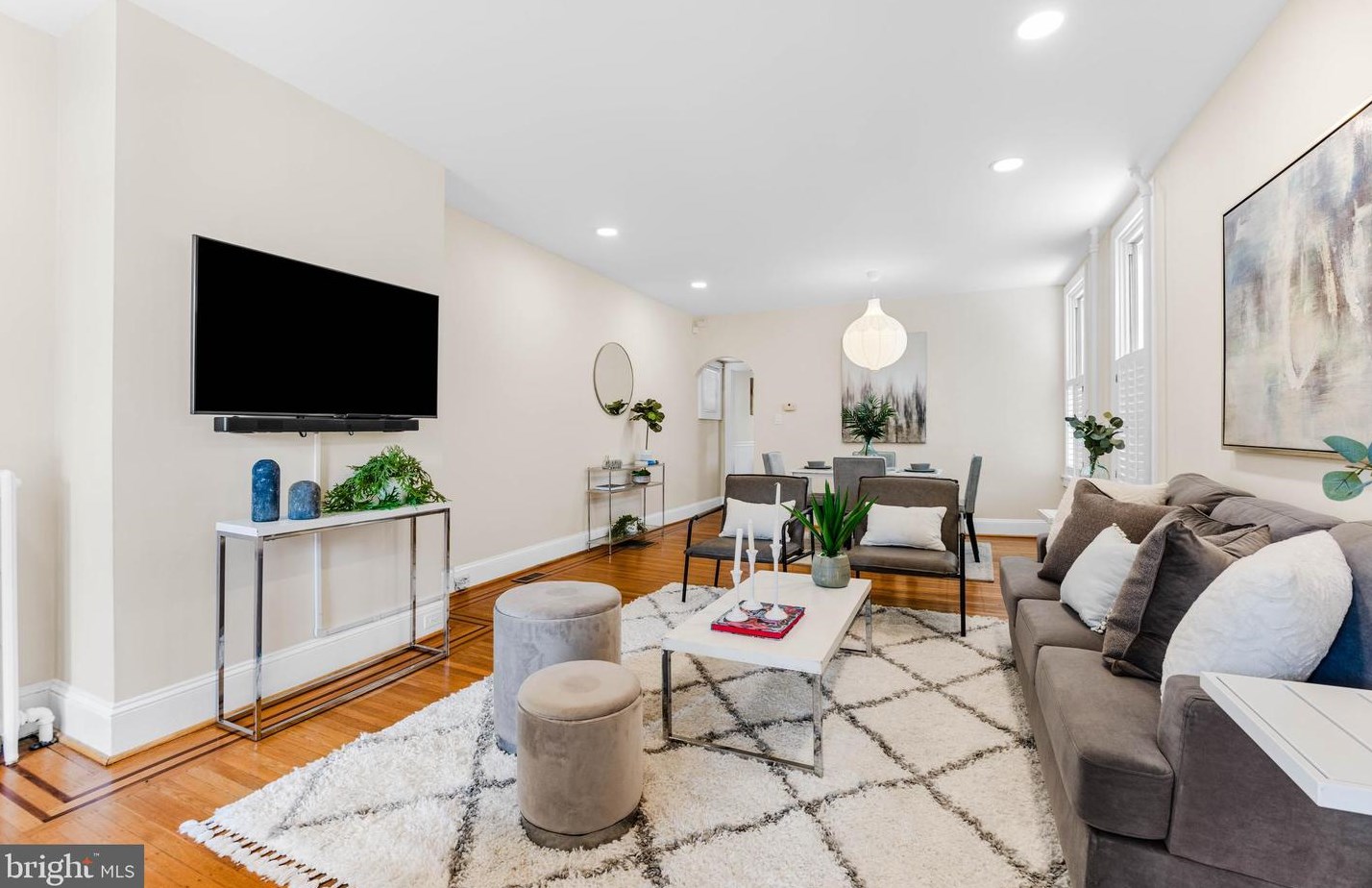 1000 Union Ave, Baltimore MD  21211-1820 exterior