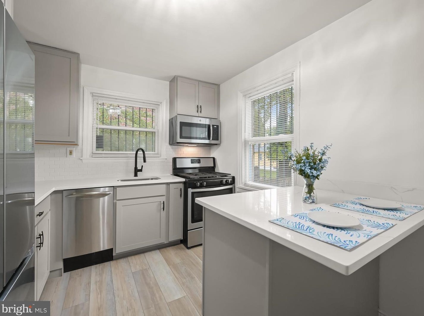 3707 Rogers Ave, Baltimore MD  21215-4212 exterior