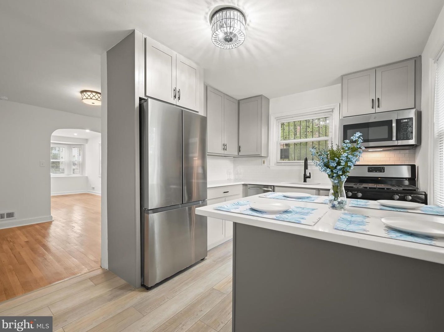 3707 Rogers Ave, Baltimore MD  21215-4212 exterior