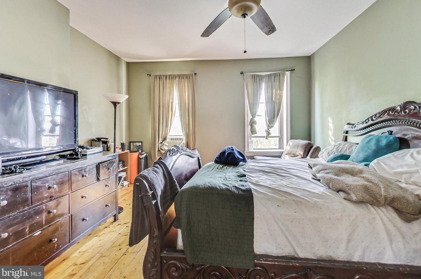 212 22 St, Baltimore MD 21218-5832 exterior