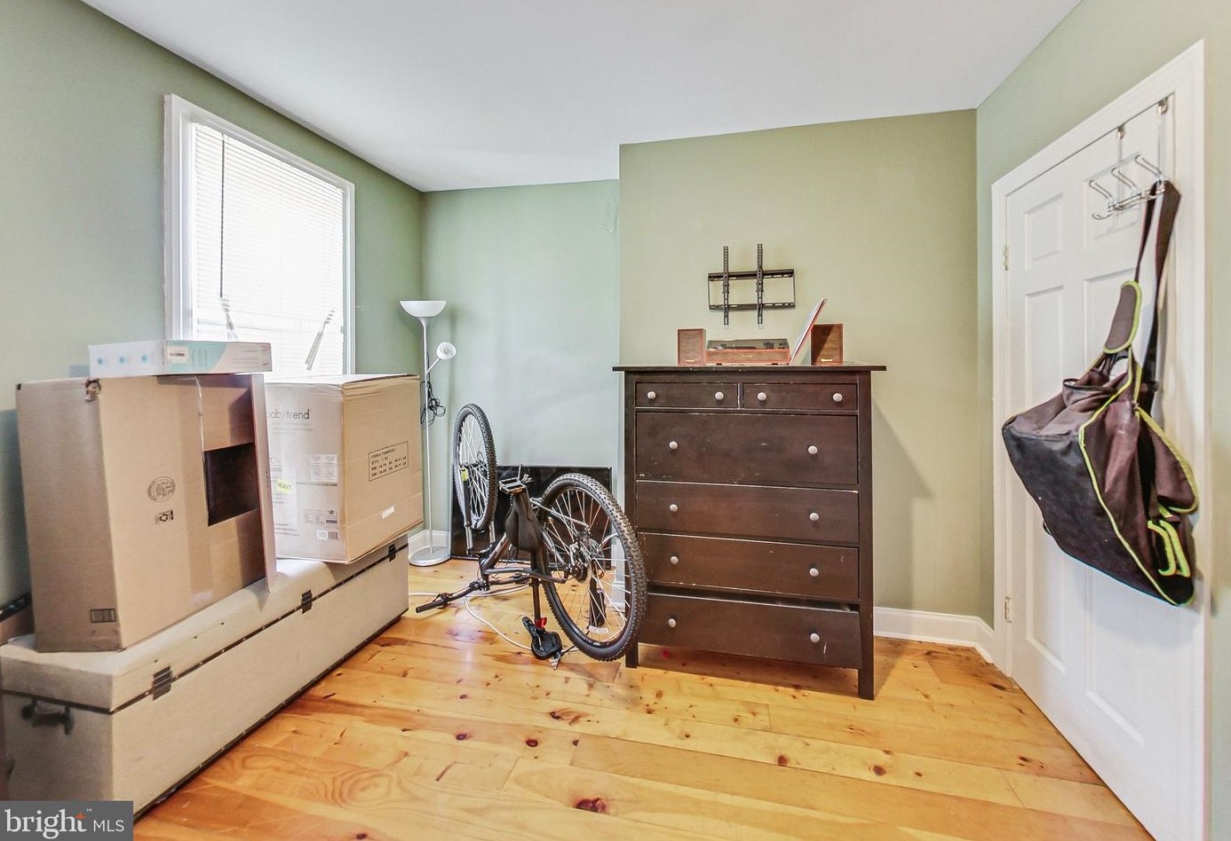 212 22 St, Baltimore MD 21218-5832 exterior