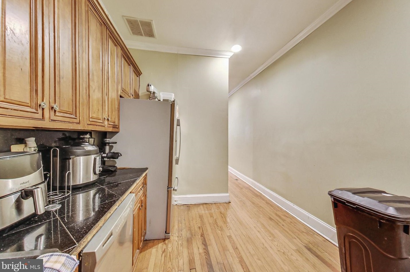 212 22 St, Baltimore MD 21218-5832 exterior