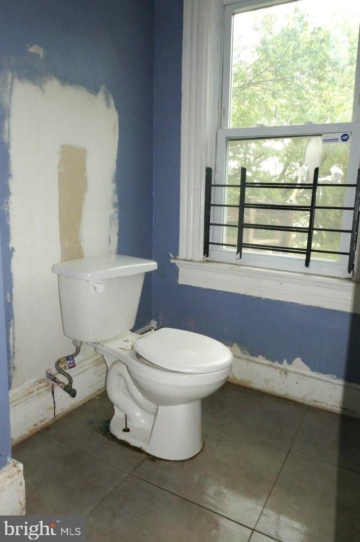 5113 Gwynn Oak Ave, Baltimore MD  21207-7634 exterior