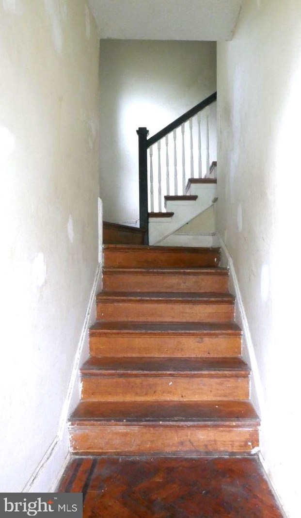 5113 Gwynn Oak Ave, Baltimore MD  21207-7634 exterior