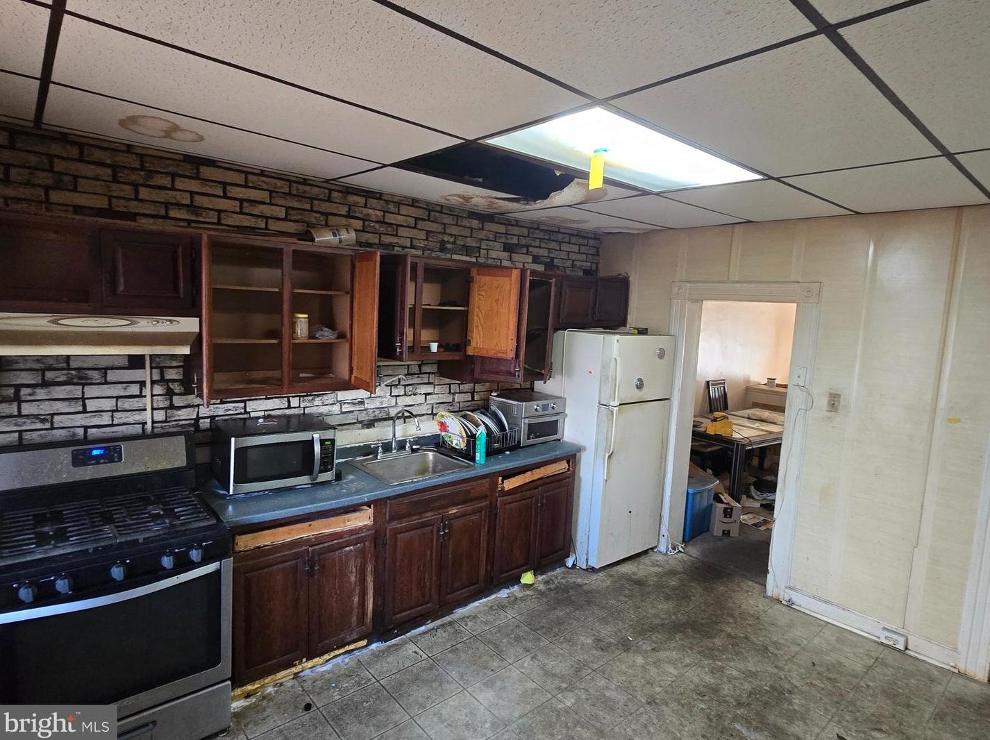 807 Luzerne Ave, Baltimore MD 21205-1612 exterior