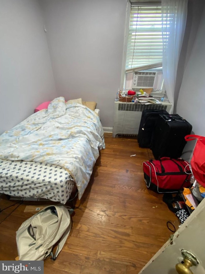 450 Random Rd, Baltimore MD 21229-3930 exterior