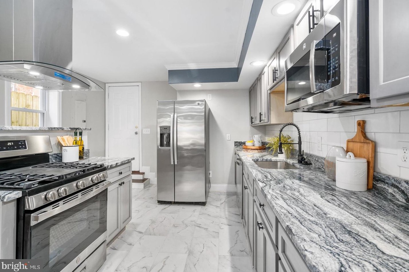 1706 Lombard St, Baltimore MD 21223-1010 exterior