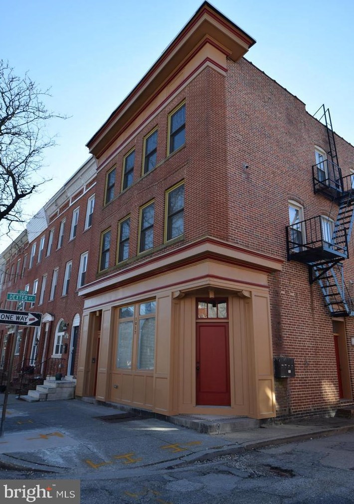 1017 Cross St, Baltimore, MD 21230-2052