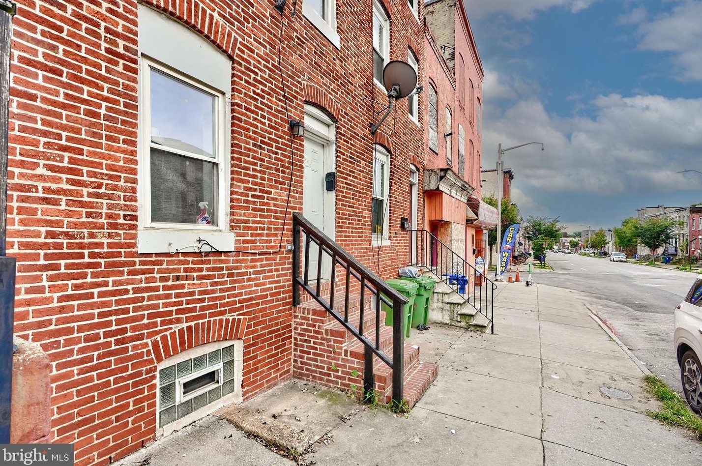 227 Fulton Ave, Baltimore MD  21223-1661 exterior