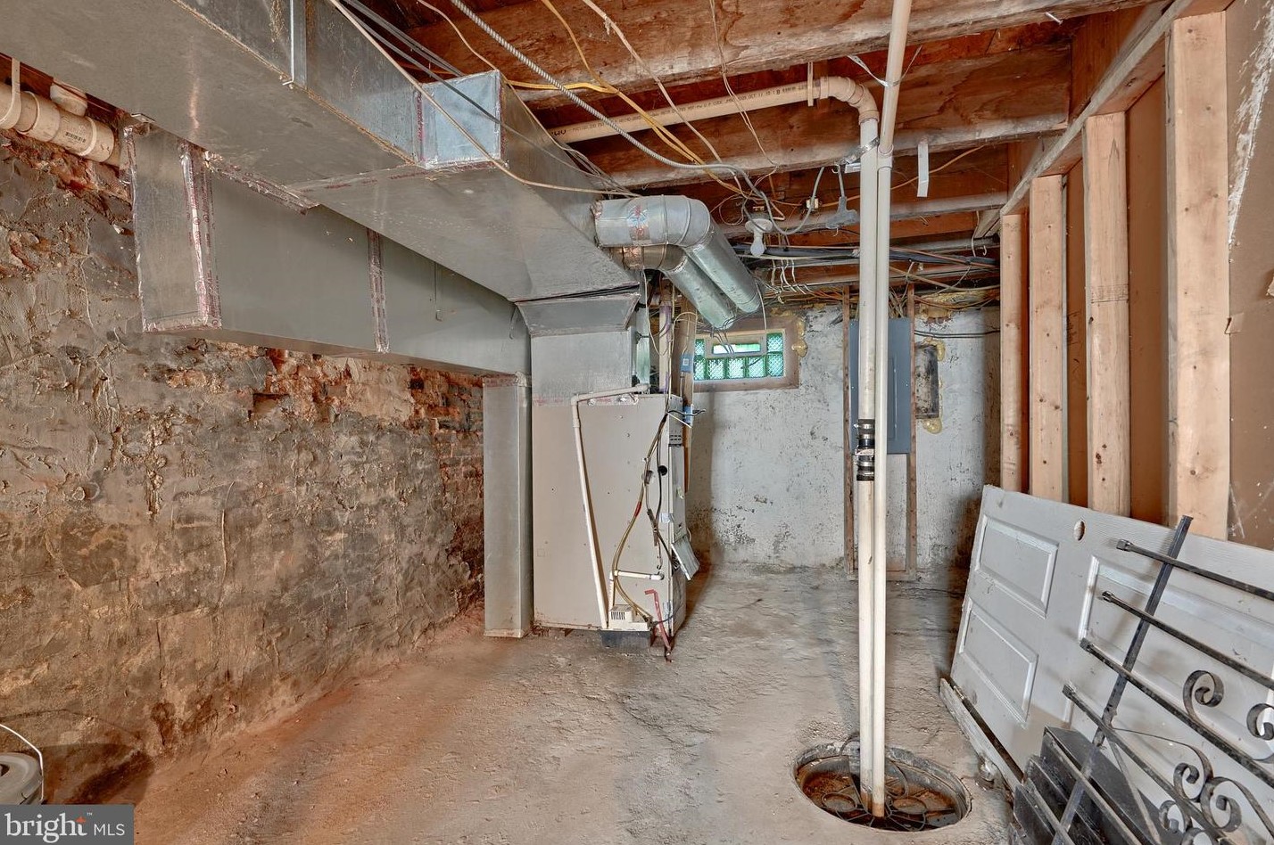 227 Fulton Ave, Baltimore MD  21223-1661 exterior