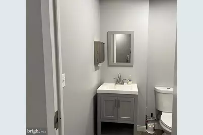 5000 Lawndale Ave, Baltimore, MD 21210 - Photo 14