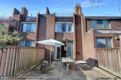 251 W Lafayette Avenue, Baltimore, MD 21217 - Photo 14