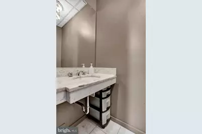 251 W Lafayette Avenue, Baltimore, MD 21217 - Photo 16