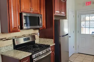 3502 Dennlyn Rd, Baltimore, MD 21215 - Photo 6
