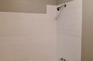 907 N Rosedale St, Baltimore, MD 21216 - Photo 8